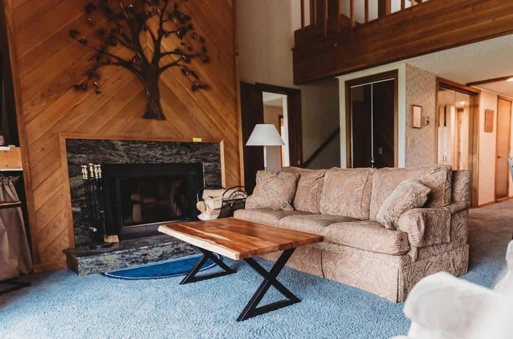 Top Floor Luxury, Sauna, Private Pool, Lake Bellaire Beach, 5 Beds, 4 Full Bath Екстер'єр фото